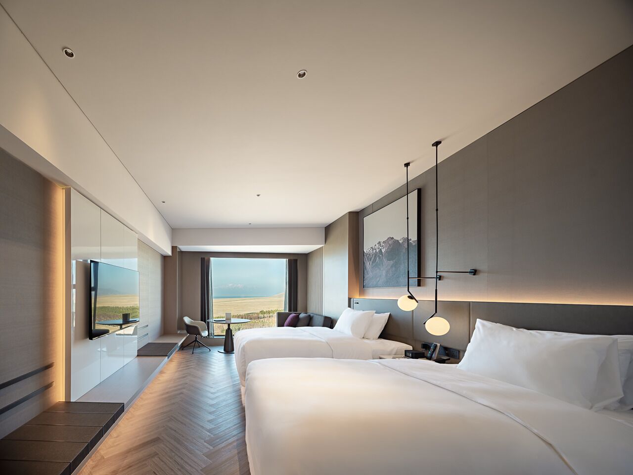 Zimmer, 2 Doppelbetten, Seeblick