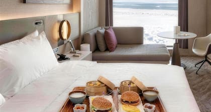 AC Hotel By Marriott Xinjiang Sayram Lake