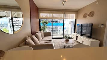 Apartment (17F) | Wohnbereich