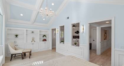 20% OFF Monthly - Luxe 5BR Villa near Top Schools