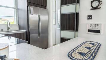 Condo, Multiple Beds, Terrace, Ocean View (A24821-CEI-MARB) | Interior