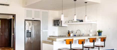 Apartment, 1 Queen Bed, Hot Tub, Golf View (Kyo) | Private kitchen