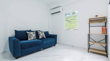 House, Multiple Beds, Pool Access, Pool View (Casa Pastoreo) | Living area