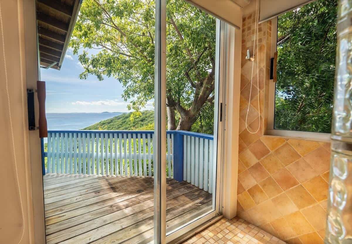 Apartment, Multiple Beds, Balcony, Ocean View (A24805-CUL-LSIR) | Interior