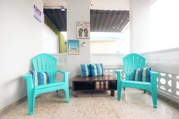 Departamento, varias camas, balcón, vista a la ciudad (A24803-BAY-CAYE) | Interior