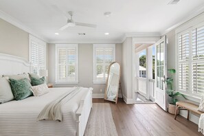 4 bedrooms, iron/ironing board, travel cot, free WiFi - Lux/Golf Cart/Pool/Close2Beach (Santa Rosa Beach)