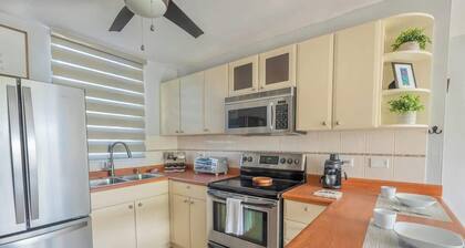 Serenity Beach Vibe Stay in Costa Brava, Ceiba