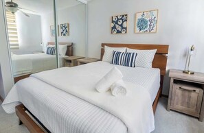 Condo, Multiple Beds, Kitchen, Mountain View (A24819-CEI-SERE)