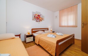 1 bedroom, free WiFi - 1 bedroom lovely apartment in Senj (Senj)