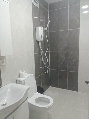 Hausschuhe, Handtücher