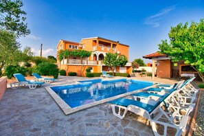 House | Exterior - Holiday Home With Pool in Visocane (Policnik)