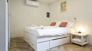 Room - Studio for 2 People (Zandvoort)