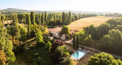 House in Reillanne With Pool & Nature Views