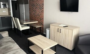 Living area - Studio for 4 People (Eaux-Bonnes)