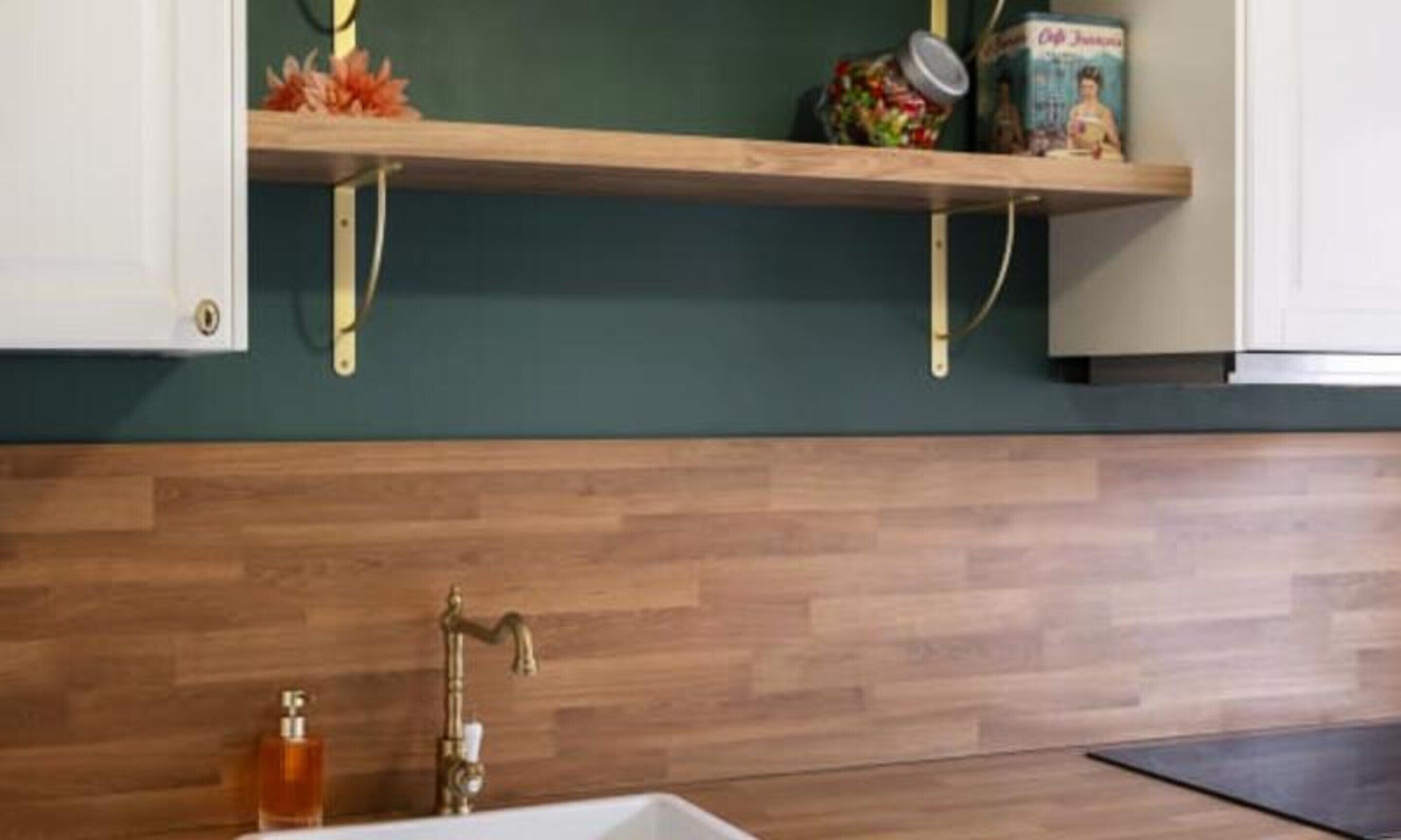 Apartment | Private kitchen | High chair, cookware/dishes/utensils