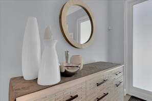 Interior - Modern Zen Retreat near Fort Lauderdale Beach (Oakland Park)