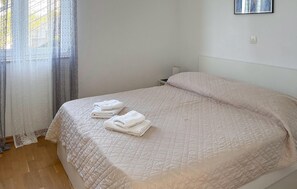 1 bedroom, travel cot, free WiFi - Amazing apartment in Podgora with house sea view (Podgora)