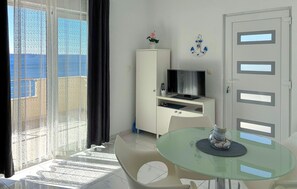 Dining - Amazing apartment in Podgora with house sea view (Podgora)