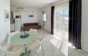 Interior - Amazing apartment in Podgora with house sea view (Podgora)