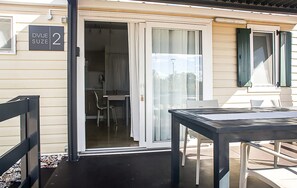 Outdoor dining - Beautiful (sta)caravan in Drnis with WiFi (Drnis)