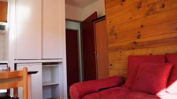 Interior - Apartment at the Foot of the Slopes and Shops (Saint-Sorlin-d'Arves)