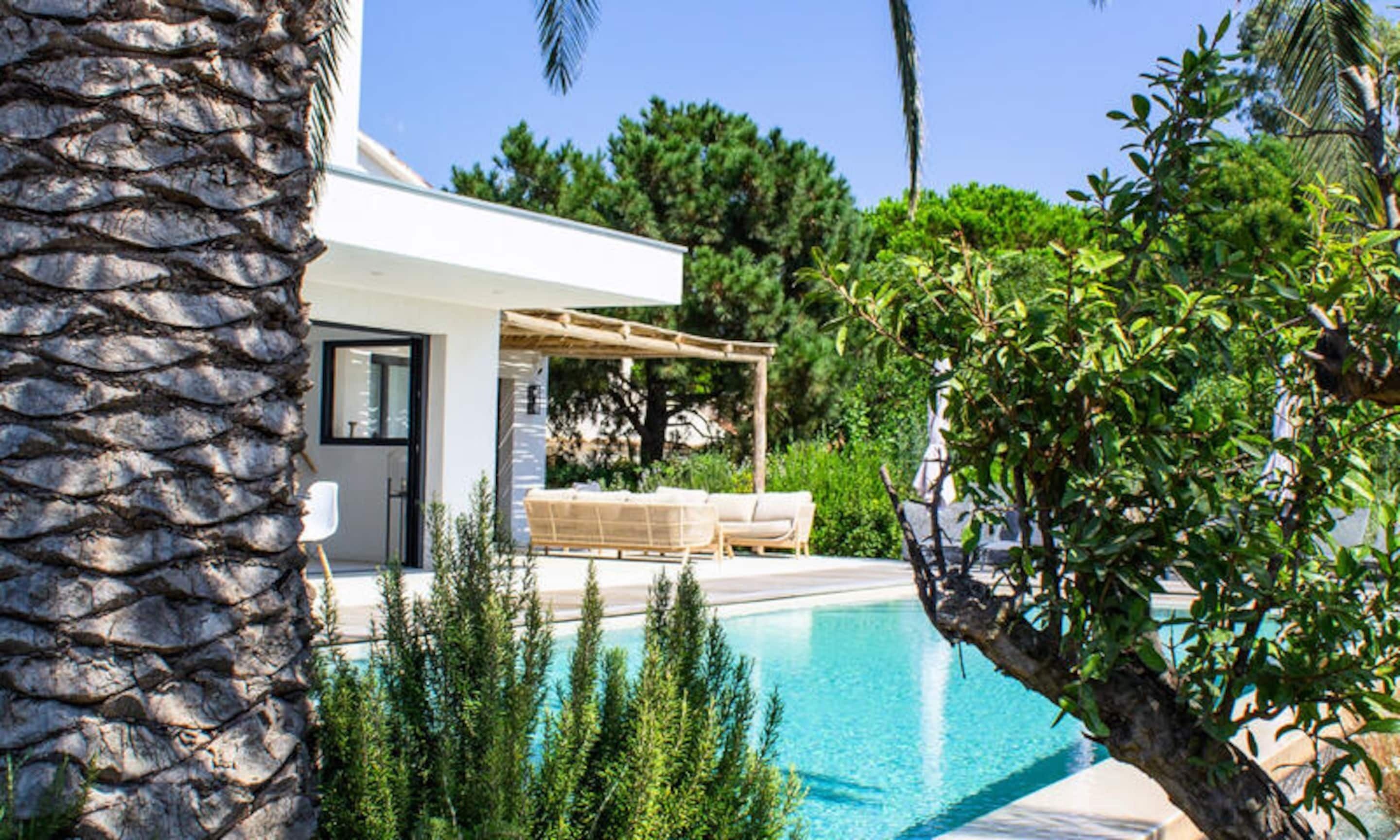 Indoor pool, outdoor pool