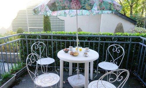 Luchon Casino Area - 1-bedroom Apartment FOR 4 People - Balcony - Parking