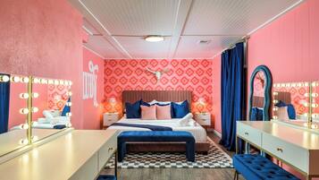 5 camere, ferro/asse da stiro, culla da viaggio, Wi-Fi gratuito