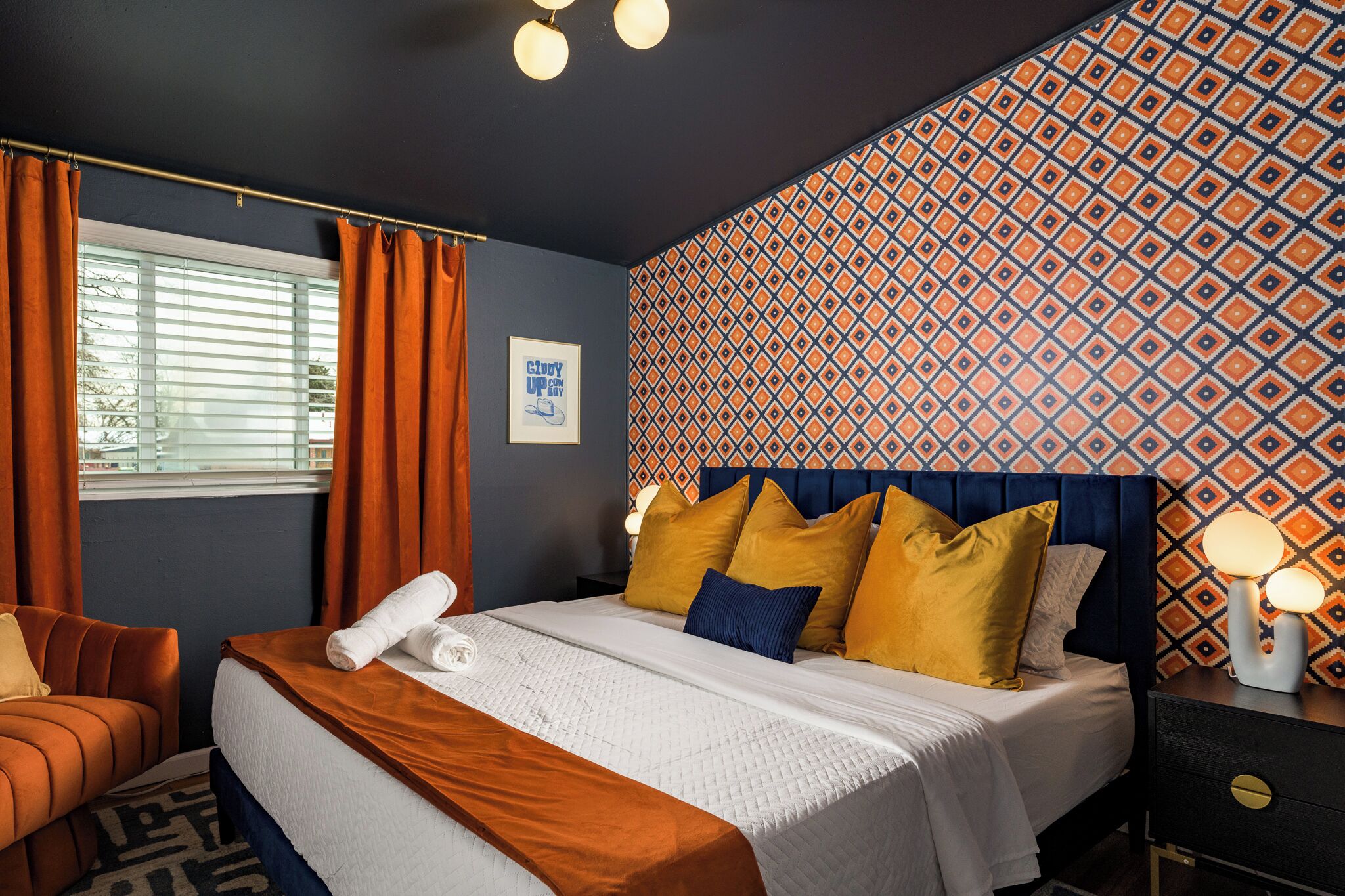 5 quartos, ferros/tábuas de passar roupa, Wi-Fi, roupa de cama