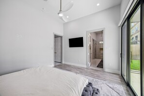 4 Schlafzimmer, Bügeleisen/Bügelbrett, Internetzugang, Bettwäsche