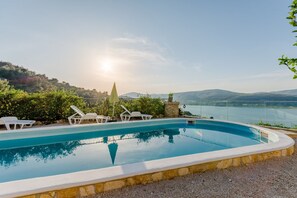 Pool - Apartment Sea Star - Three-bedroom Apartment With Pool and Sea View (Trogir)
