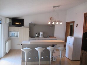 Fridge, microwave, stovetop, dishwasher - Guest House Villa Daniel - Two Bedroom Apartment With Balcony (Omis)