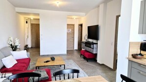 Living area - Apartment in Le Revard Near Ski Slopes (Les Deserts)
