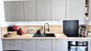 Coffee/tea maker, fridge, oven, dishwasher - Apartment in Le Revard Near Ski Slopes (Les Deserts)