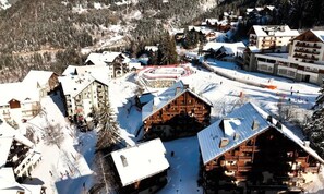 Aerial view - Apartment in Oz en Oisans by Ski Slopes (Oz)