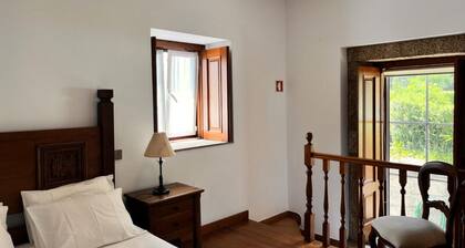 Nomad's Country - Cimo de Vila The Pool Lookout