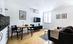 Interior - Houses & Villas for 2 People (Lagos)