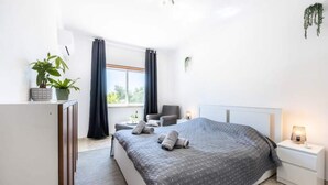 Iron/ironing board - Apartments for 6 People (Portimão)
