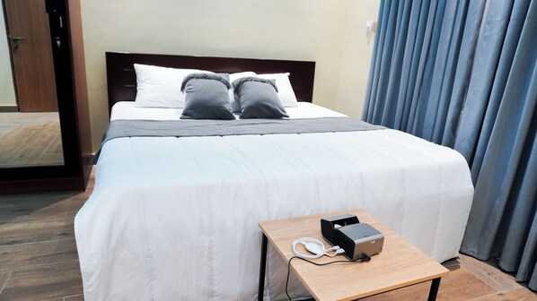 1 bedroom, iron/ironing board, WiFi