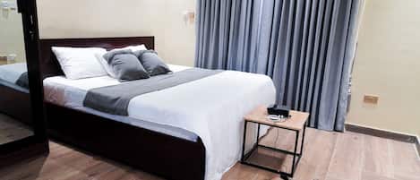 1 bedroom, iron/ironing board, WiFi