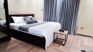 1 bedroom, iron/ironing board, WiFi