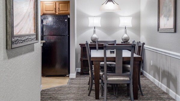 تناول الطعام