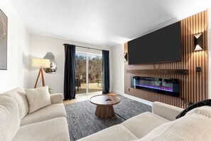 Smart TV, fireplace - Cozy 2BR Waterfront Condo ~ Pool, Gym, Resort Access, Sleeps 6 (Branson)