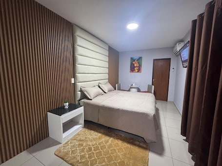 4 bedrooms, iron/ironing board, free WiFi, bed sheets. Exclusive Condominium Home - Resort Style Living with Pool and Parks 🌴🏊♂️