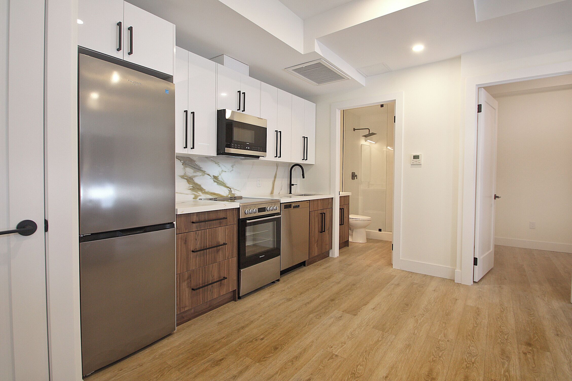 Oven, stovetop, dishwasher