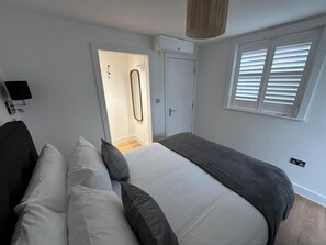 1 bedroom, iron/ironing board, free WiFi, bed sheets - 59 Whitstable - One Bedroom Ground Floor Flat (Whitstable)