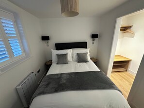 1 camera, ferro/asse da stiro, Wi-Fi gratuito, lenzuola
