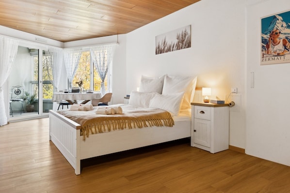 1 bedroom, iron/ironing board, free WiFi, bed sheets