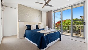 4 bedrooms, iron/ironing board, WiFi, bed sheets - Ming 3 – Beachfront on Marine Parade (Kingscliff)