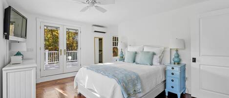 5 bedrooms, free WiFi, bed sheets